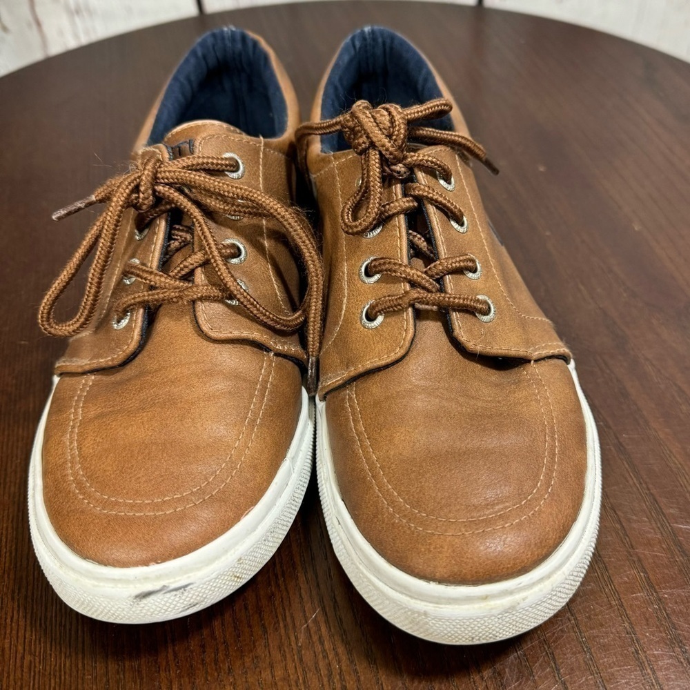 NAUTICA kids Sneakers in size 3 Great condition - Picture 3 of 10